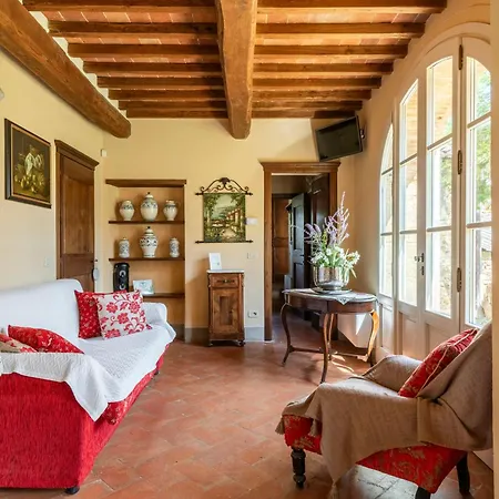 House With Wood-fired Oven Near Arezzo